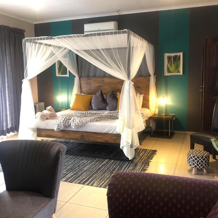 Cu Guest House Phalaborwa Kültér fotó
